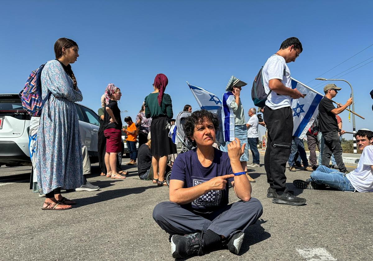 Manifestantes contra la entrada de ayuda a Gaza.
