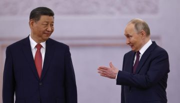 Xi Jinping visita a Putin y le promete ayuda contra el «acoso hegemónico» para crear un nuevo orden global
