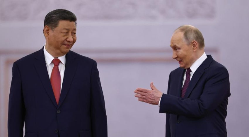 Xi Jinping visita a Putin y le promete ayuda contra el «acoso hegemónico» para crear un nuevo orden global