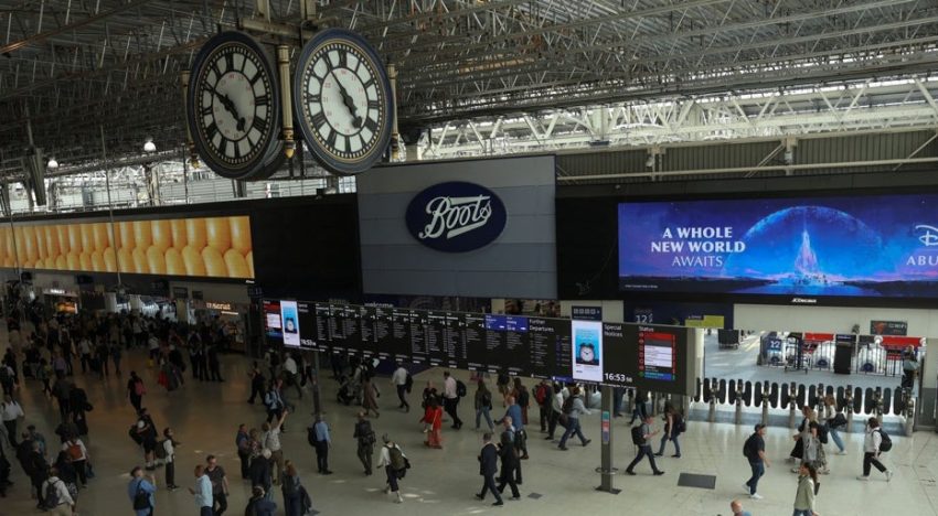 Caos en Londres por un apagón que paraliza varias líneas del metro