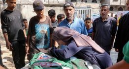 Al menos 12 palestinos muertos y un centenar de heridos tras un tiroteo cerca de un punto de distribución de ayuda en Gaza