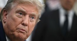 Trump dice que «un cambio de régimen en Irán es posible»