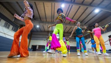 Del residencial al escenario: jóvenes artistas se abren paso con talento y pasión