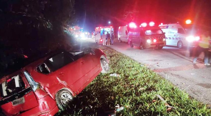 Al menos 15 muertos, la mayoría estudiantes por un accidente de autobús en Malasia