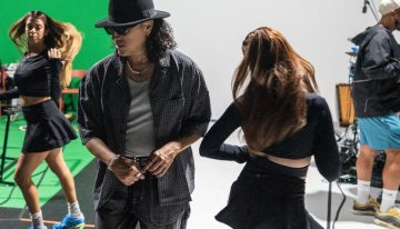 “Soy uno de los favoritos de Dios”: Elvis Crespo lleva su álbum más personal al Choliseo