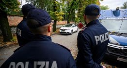Muere de un infarto tras ser alcanzado por un disparo de una pistola Taser de la Policía en Italia