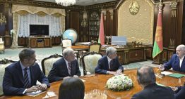 Bielorrusia libera al líder opositor y otros 13 presos políticos por la mediación de EE.UU.