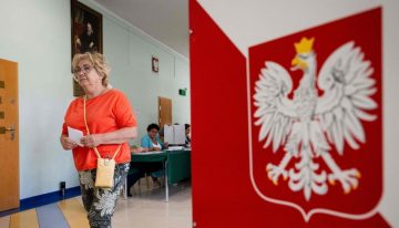 Alta participación en una tensa jornada electoral en Polonia
