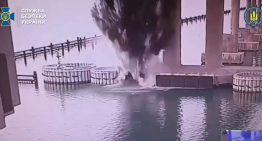 Ucrania reivindica un ataque submarino con explosivos en el puente de Crimea