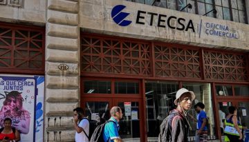 Un joven cubano denuncia que el paro estudiantil por el 'tarifazo' de internet móvil, se detuvo por la «represión»