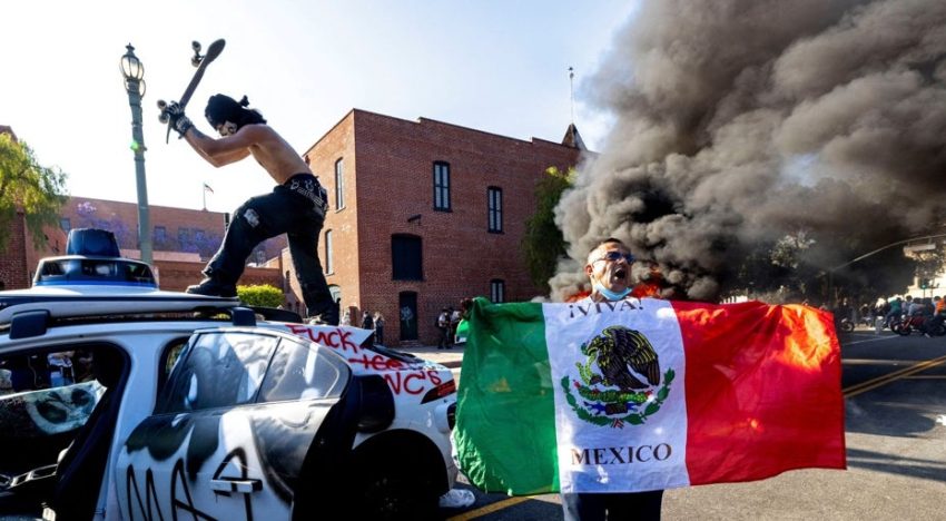 La batalla de Los Ángeles se alarga y abre otra guerra política en EE.UU.