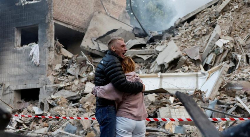 Un nuevo bombardeo ruso deja al menos 14 muertos en Kiev y 44 heridos