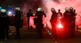 Decenas de miles de personas se manifiestan en Serbia para pedir elecciones anticipadas