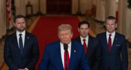 Trump cambia de rumbo su presidencia con una vieja fórmula: 'Paz a través de la fuerza'
