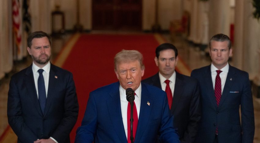 Trump cambia de rumbo su presidencia con una vieja fórmula: 'Paz a través de la fuerza'