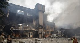 Un nuevo ataque masivo de Rusia destruye viviendas en Kiev y una maternidad en Odesa