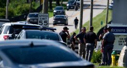 Tres muertos, incluido el atacante, tras dos tiroteos en un aeropuerto y una iglesia de Kentucky (EE.UU.)