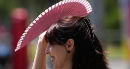 Olas de calor y menopausia: «Si en invierno me pongo a sudar por los sofocos, imagínate ahora»