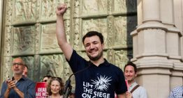 El estudiante propalestino Mahmoud Khalil demanda a la Administración de Trump y reclama 17 millones de euros por daños y perjuicios