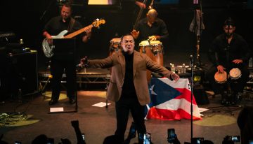 Víctor Manuelle pone la salsa romántica a brillar por Europa
