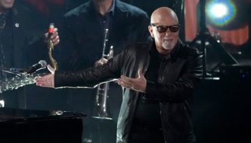 Billy Joel dice que está “bien” y no “gravemente enfermo” tras recibir diagnóstico de trastorno cerebral