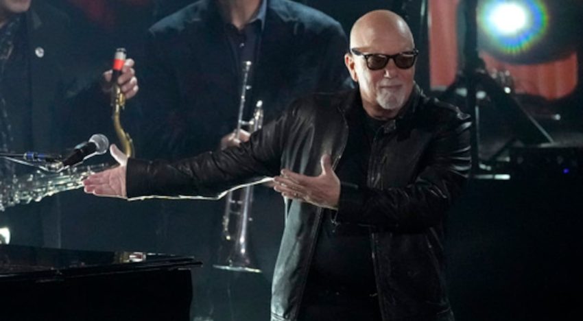 Billy Joel dice que está “bien” y no “gravemente enfermo” tras recibir diagnóstico de trastorno cerebral