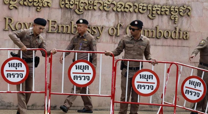 Camboya y Tailandia intercambian disparos en la zona fronteriza en disputa