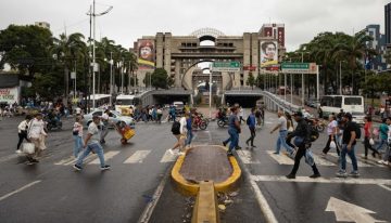 Del 28-J a la farsa municipal, Maduro va de pucherazo en pucherazo