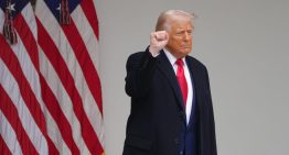 El Supremo de EE.UU. da luz verde a los despidos masivos de funcionarios de Trump