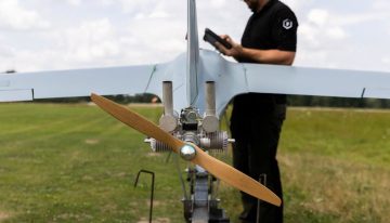 Ucrania recibirá 33.000 'cerebros' de inteligencia artificial para dar autonomía a drones comunes