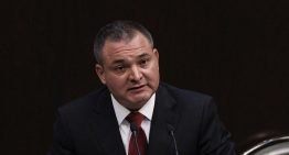 El exsecretario de seguridad de México compartirá prisión con El Chapo Guzmán en EE.UU.