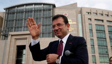 Condenado a un año y ocho meses de cárcel el alcalde de Estambul por «insultos» a un fiscal