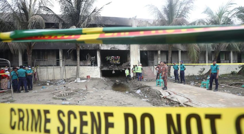 Ascienden a 27 los muertos tras estrellarse un avión militar en una escuela de Bangladés