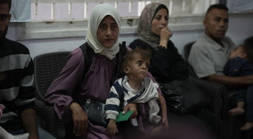 «Sería mejor que cayera una bomba en Gaza y muriéramos de una vez, en lugar de morir poco a poco cada día»