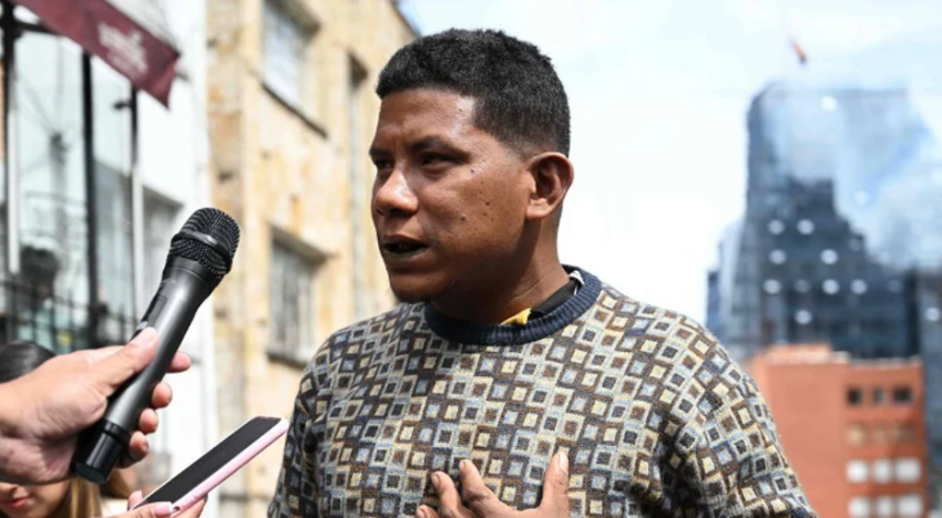 Un juez colombiano declara culpable de violación al padre de los niños rescatados en la selva en 2023