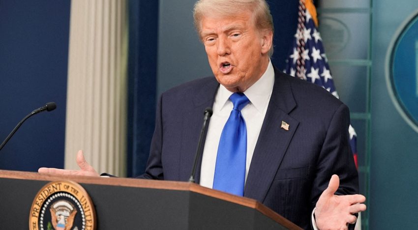 Pese a la sentencia del Supremo, un juez bloquea la orden de Trump contra el acceso a la ciudadanía por nacimiento