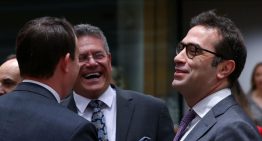 La UE avisa de que la imposición de aranceles del 30% de Trump supondrá prohibir el comercio