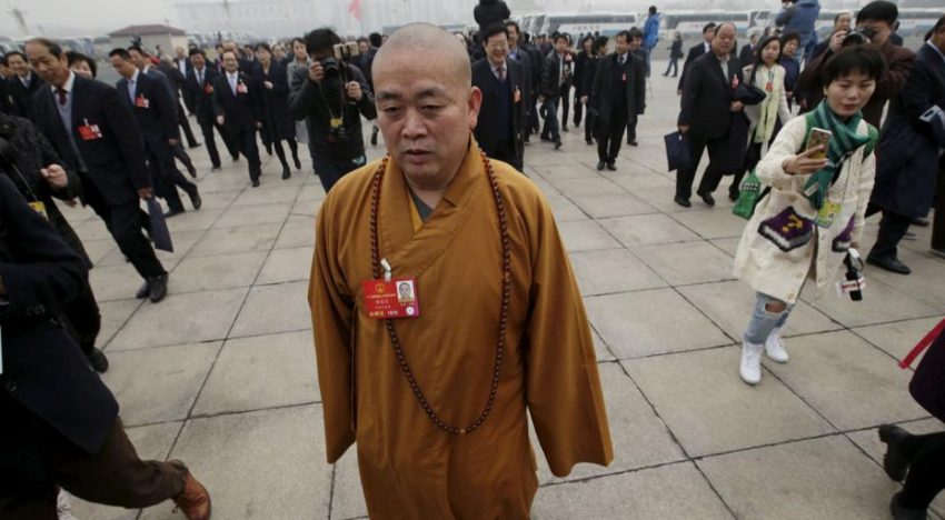 El abad del Templo Shaolin de China, investigado por malversación de fondos y «relaciones inapropiadas» con mujeres