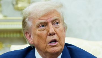 Trump juega con la posibilidad de un movimiento sin precedentes: despedir al presidente de la Fed