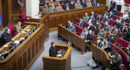 Una ley anula la independencia de los entes anticorrupción en Ucrania y desata las primeras protestas desde el inicio de la guerra