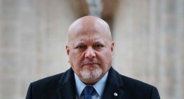 El fiscal jefe del TPI, Karim Khan, es acusado por una segunda mujer de acoso sexual