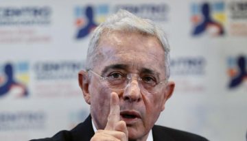 La condena a Álvaro Uribe genera conmoción y llamadas a la movilización en Colombia