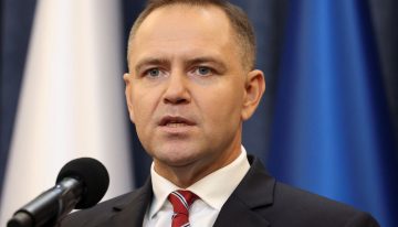 Polonia se distancia de Ucrania: amenaza con negarle el acceso al sistema satelital Starlink