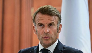 Voces internas piden que Macron dimita ante la grave crisis política