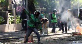 La muerte de un joven atropellado por la Policía desata nuevas protestas en Indonesia