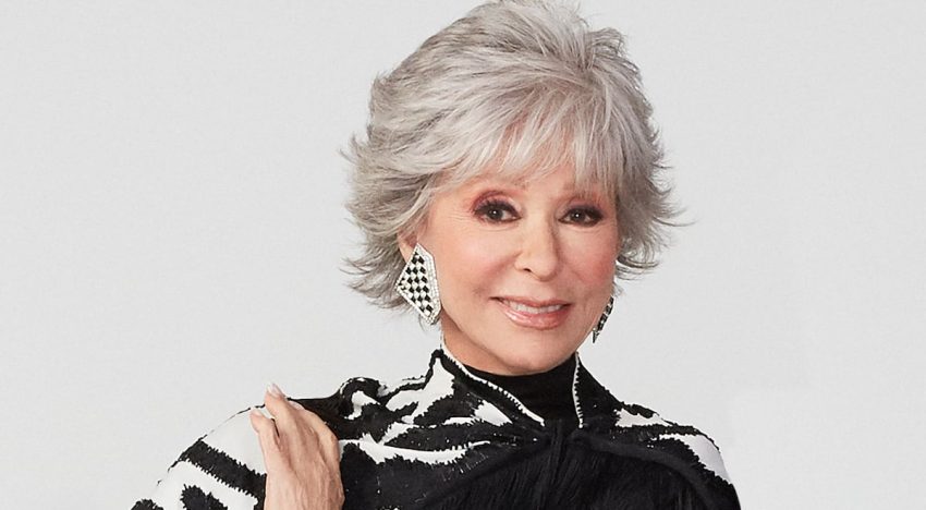 Rita Moreno está lista para abrir su corazón una vez más a su país