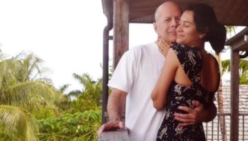 Emma Heming, esposa de Bruce Willis, responde  críticas sobre el ingreso del actor a un hogar de cuidado