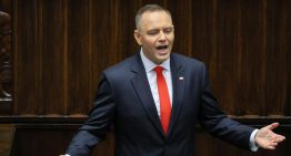 Nawrocki toma posesión como presidente de Polonia declarando la guerra al primer ministro Tusk: «Es el peor gobierno de la historia»