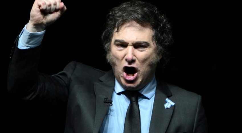 Milei se lanza de lleno a la campaña por las legislativas con un lema provocador: «Kirchnerismo Nunca Más»