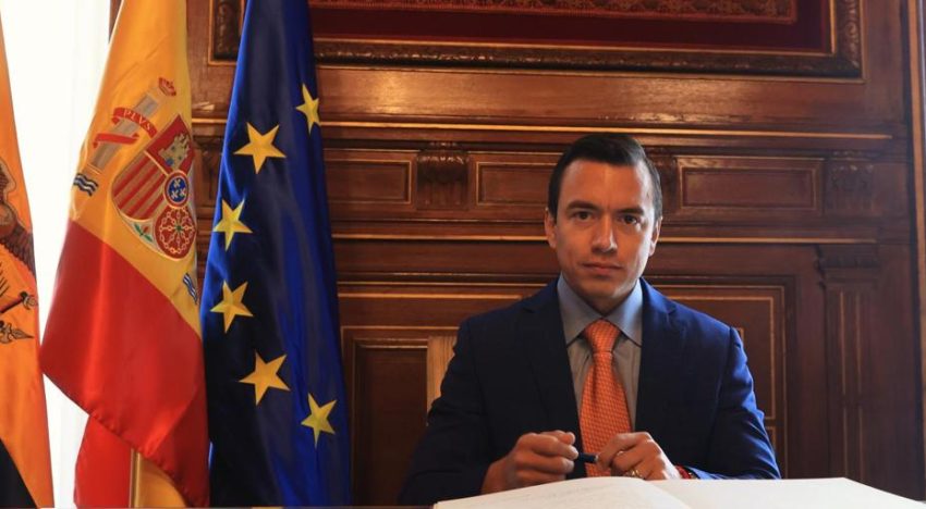 Noboa llama a marchar contra la Corte Constitucional para protestar contra la intromisión de los jueces